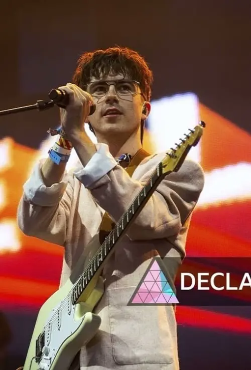 Постер до фільму "Declan McKenna: Glastonbury 2024"