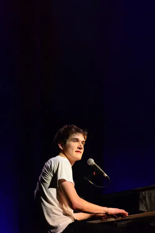 Постер до фільму "Bo Burnham: What."