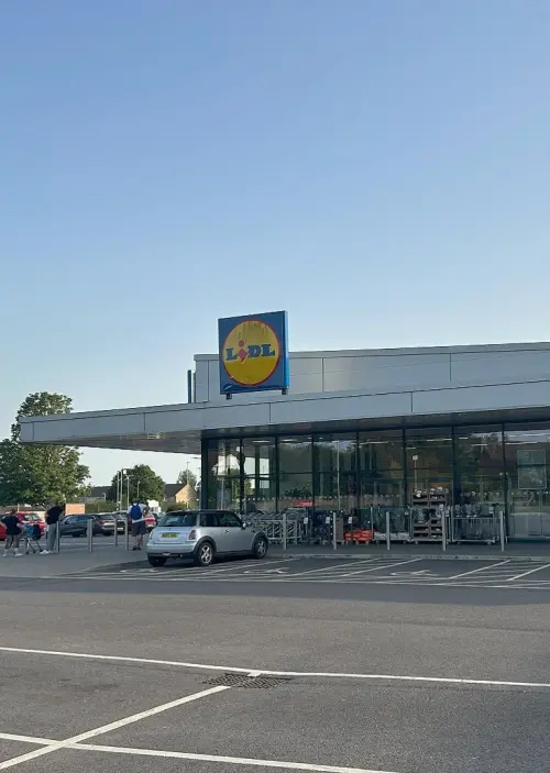 Постер до фільму "24 Hours in Lidl"