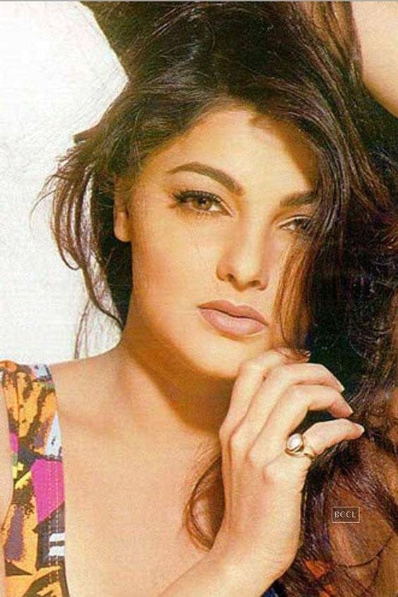 Фото  (Mamta Kulkarni)