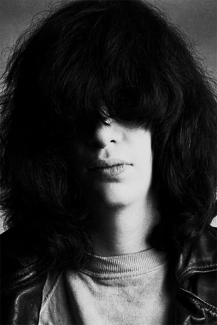 Фото  (Joey Ramone)