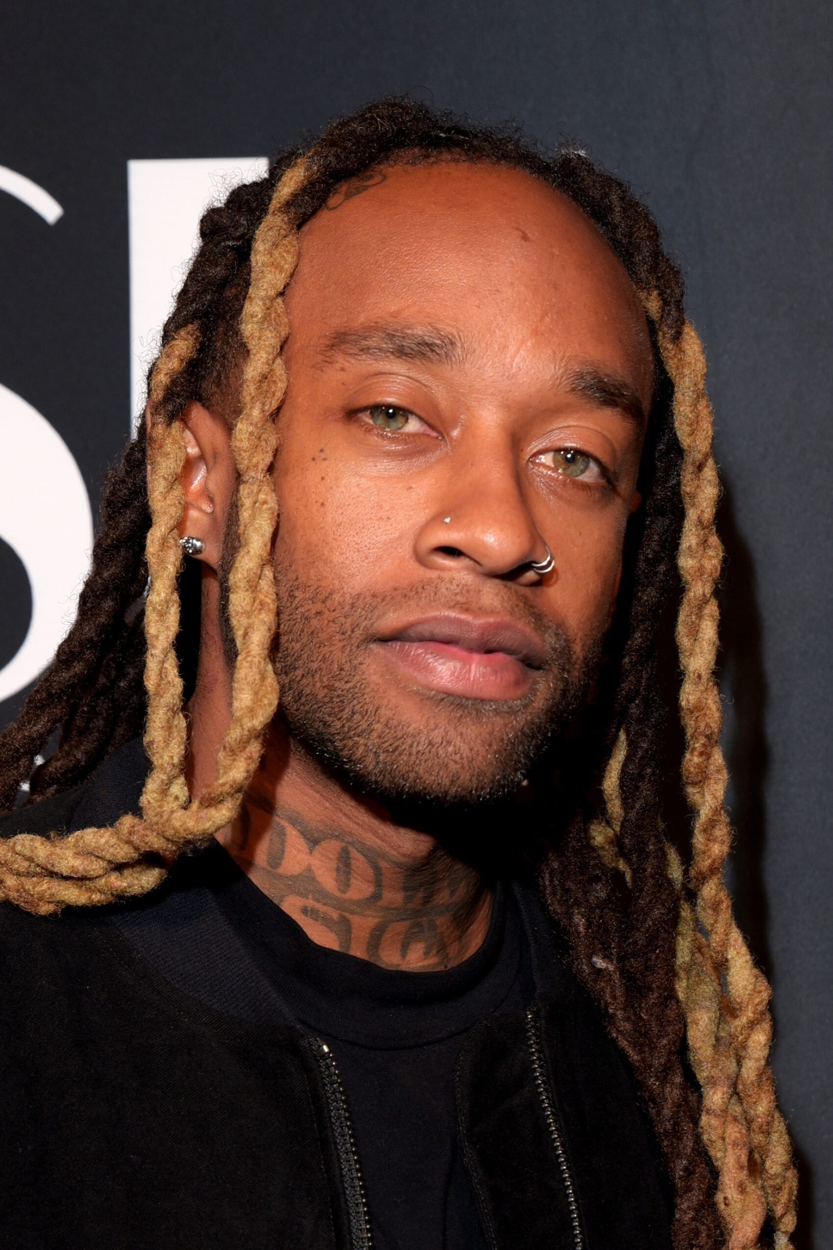 Фото Знак Ty Dolla (Ty Dolla Sign)