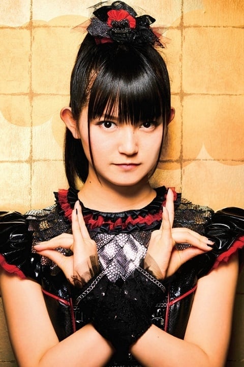 Фото Сузука Накамото (Suzuka Nakamoto)