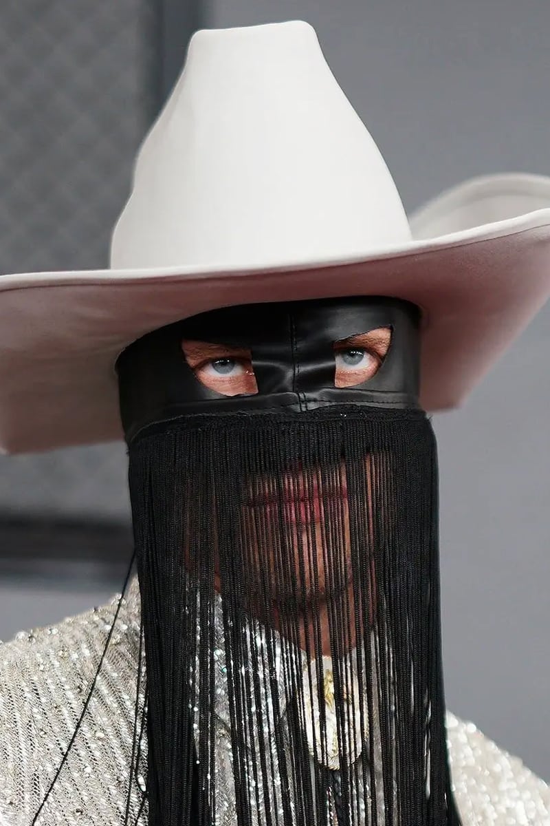 Фото  (Orville Peck)