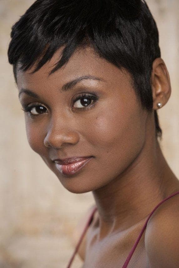 Фото  (Emayatzy Corinealdi)