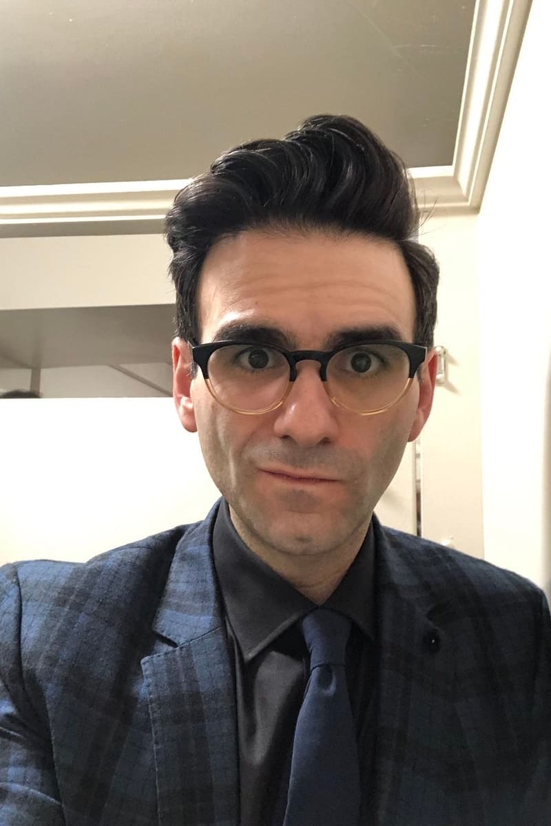 Фото  (Joe Iconis)