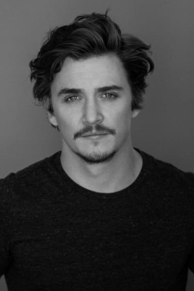 Фото Кайл Галлнер (Kyle Gallner)