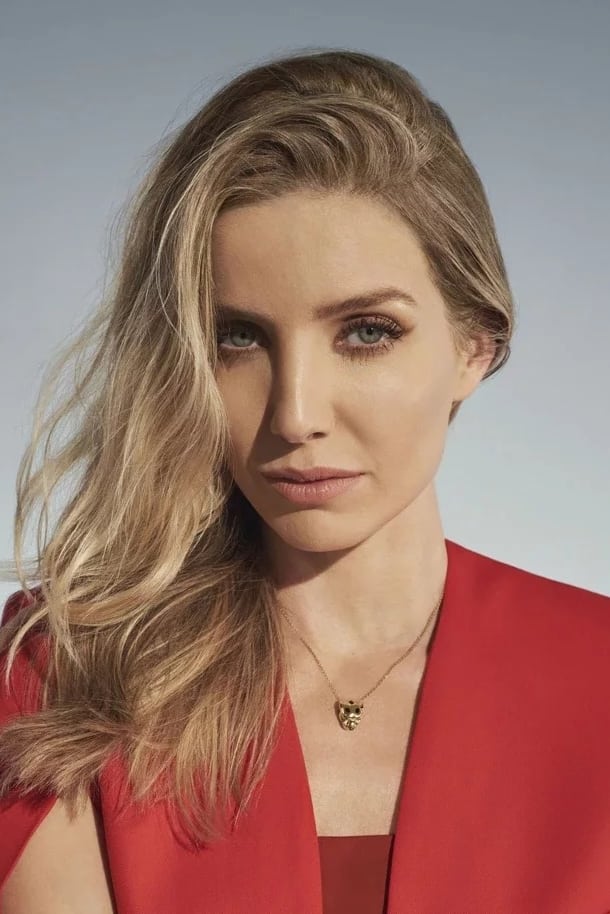 Фото Аннабель Уолліс (Annabelle Wallis)