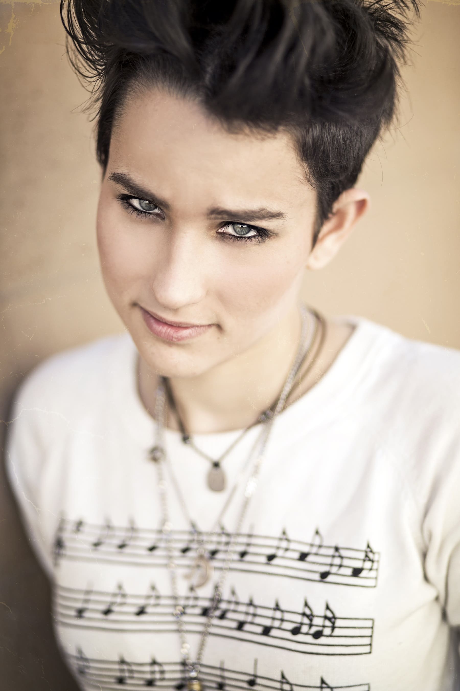 Фото  (Bex Taylor-Klaus)