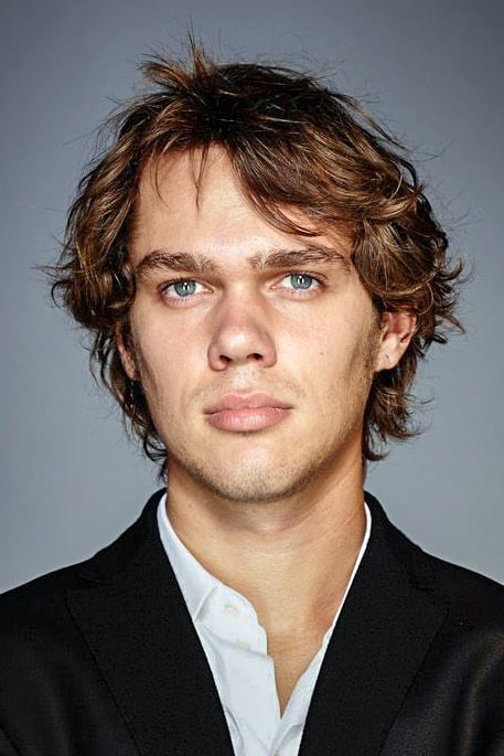 Фото  (Ellar Coltrane)