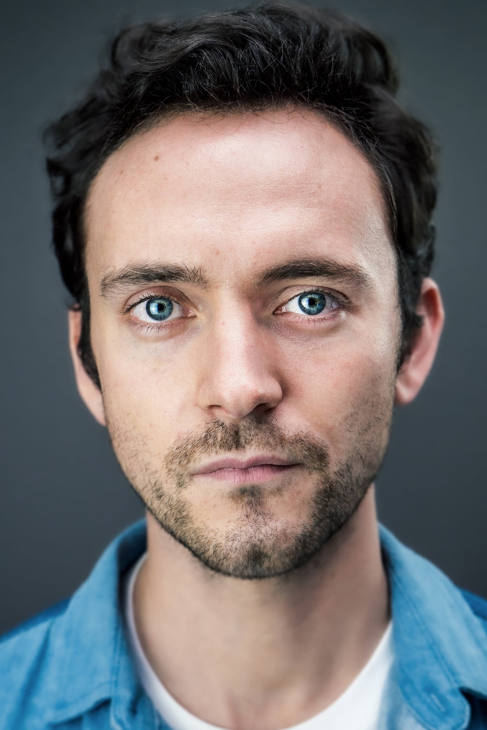 Фото  (George Blagden)