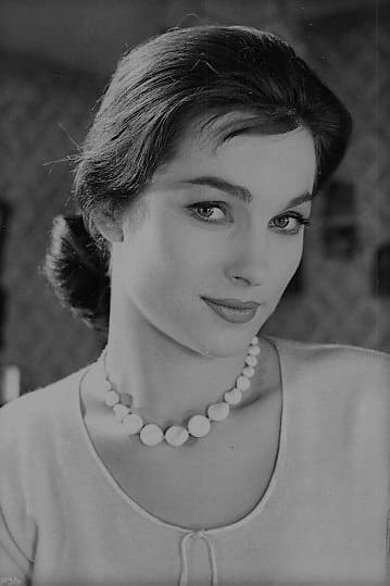 Фото Ширлі Енн Філд (Shirley Anne Field)