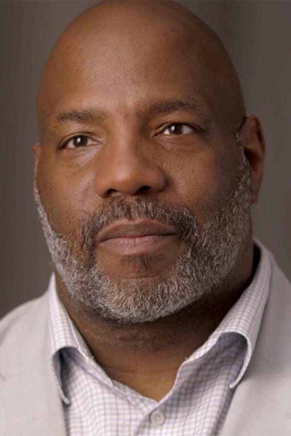 Фото  (Jelani Cobb)