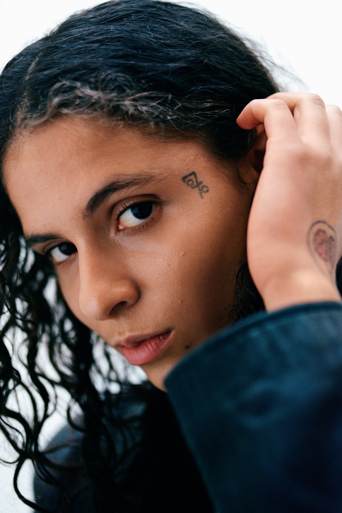 Фото  (070 Shake)