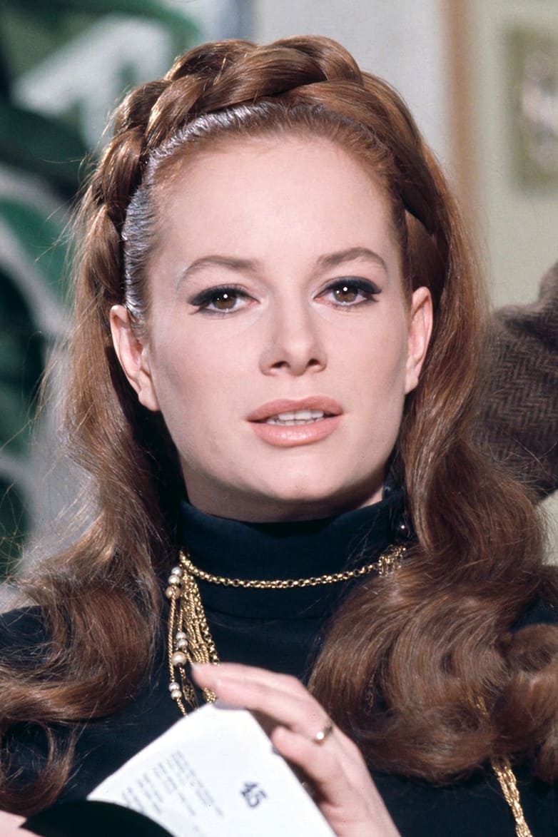 Фото Лучана Палуцці (Luciana Paluzzi)