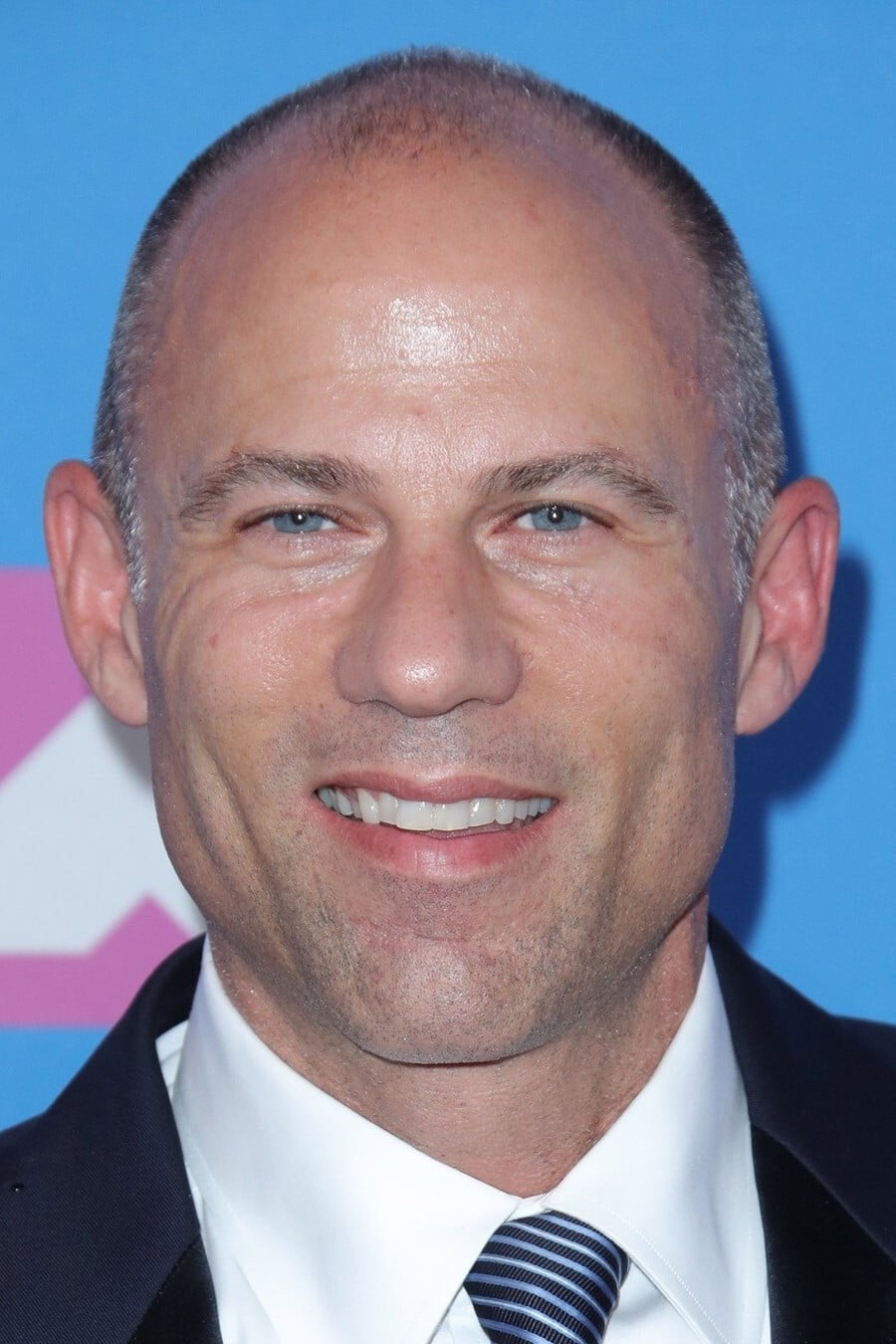 Фото  (Michael Avenatti)