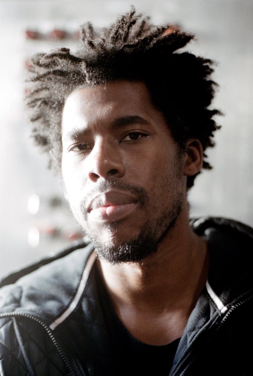 Фото Літаючий лотос (Flying Lotus)