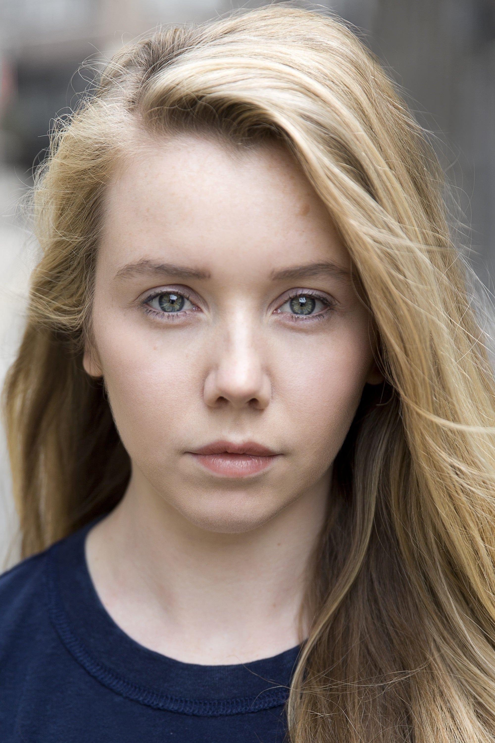 Фото Лорен Лайл (Lauren Lyle)