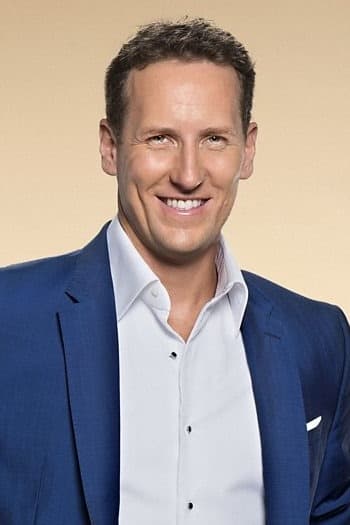 Фото  (Brendan Cole)