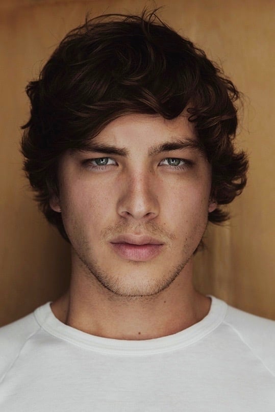 Фото  (Cody Fern)