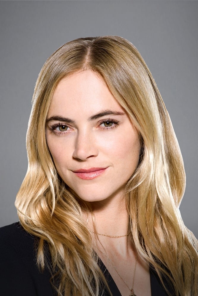 Фото  (Emily Wickersham)