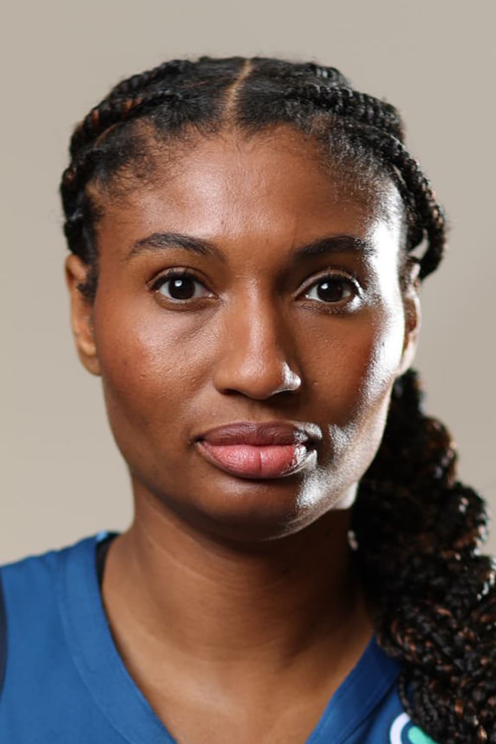 Фото  (Angel McCoughtry)