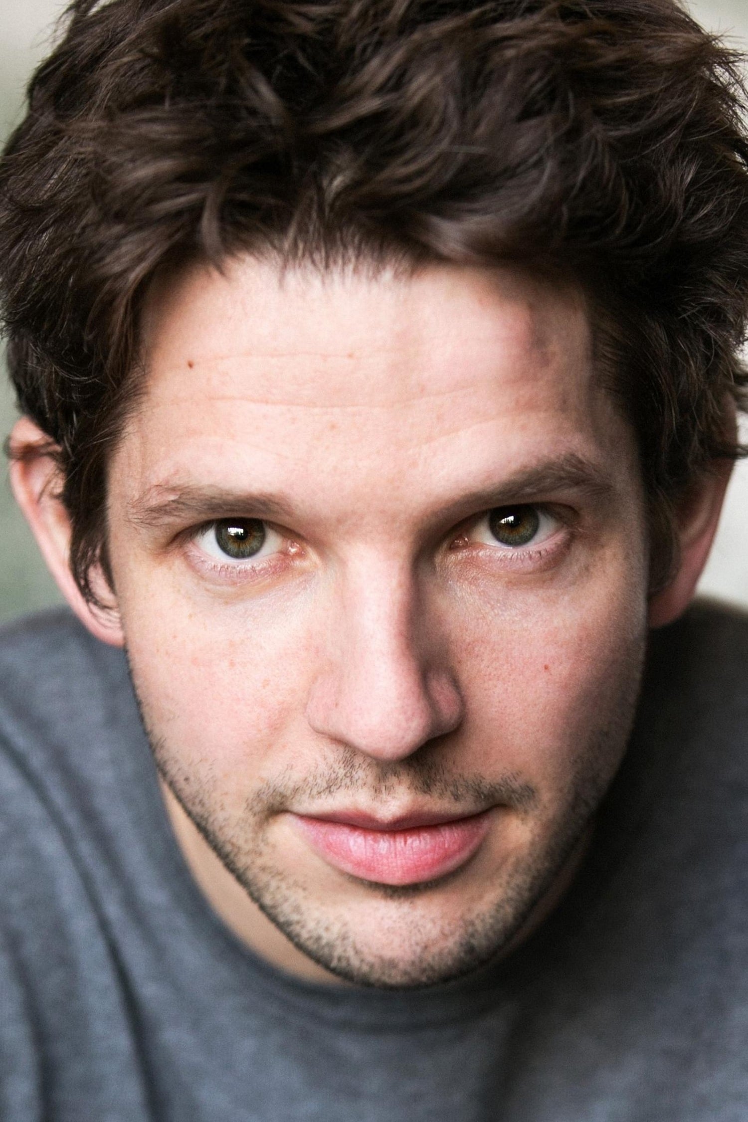 Фото  (Damien Molony)