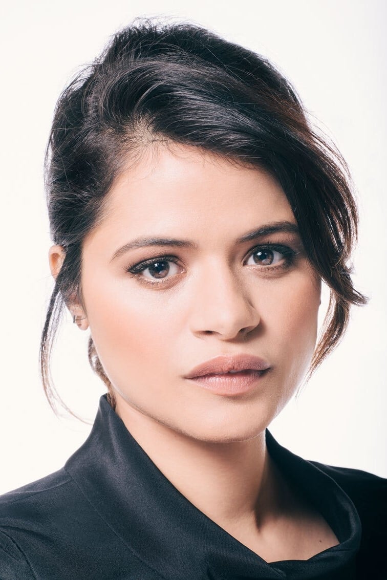 Фото Мелоні Діас (Melonie Diaz)