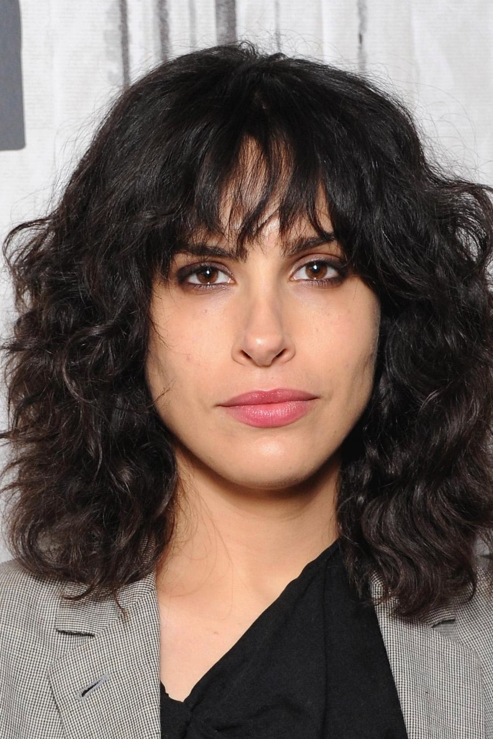 Фото  (Desiree Akhavan)