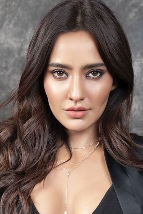 Фото Неха Шарма (Neha Sharma)