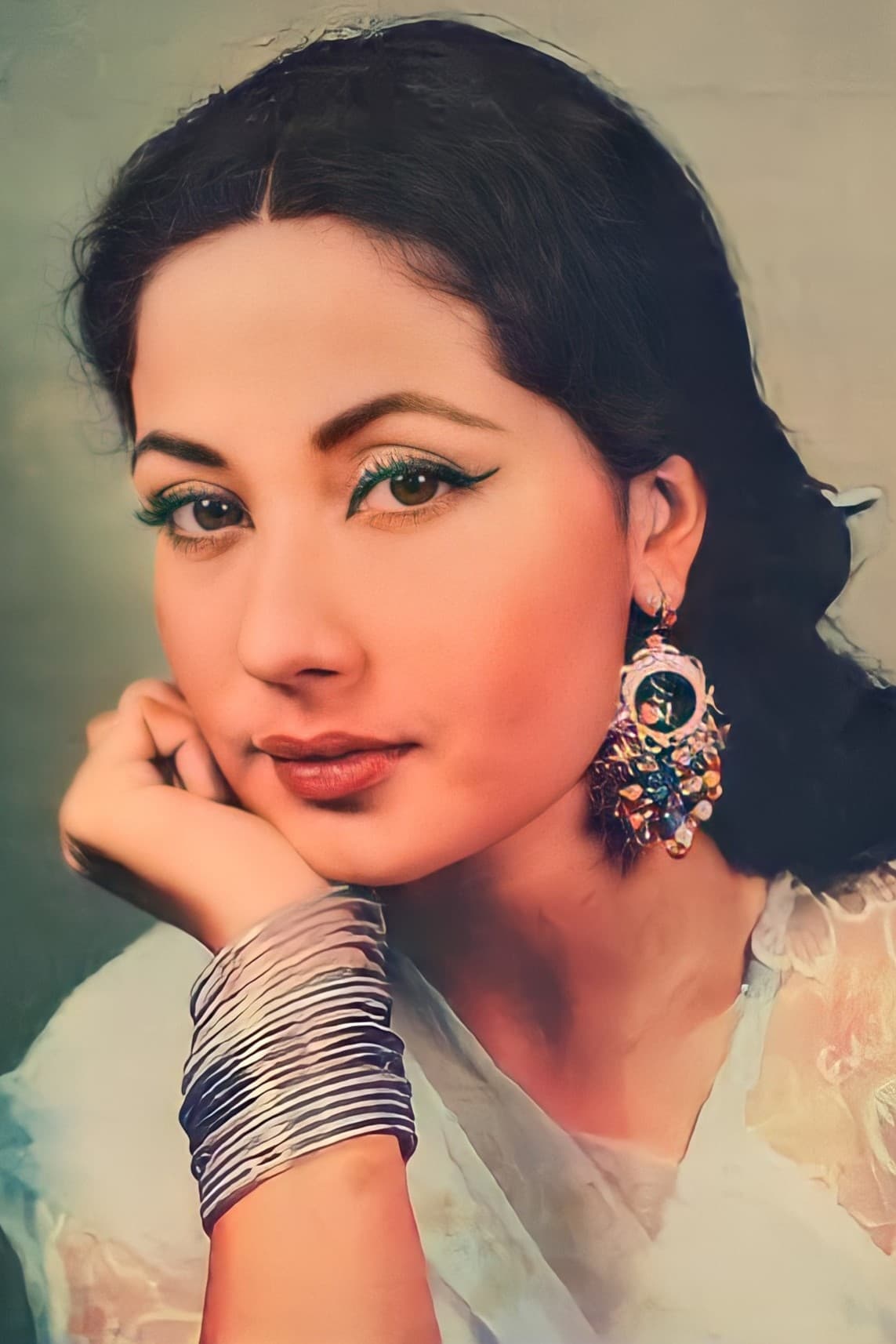 Фото  (Meena Kumari)