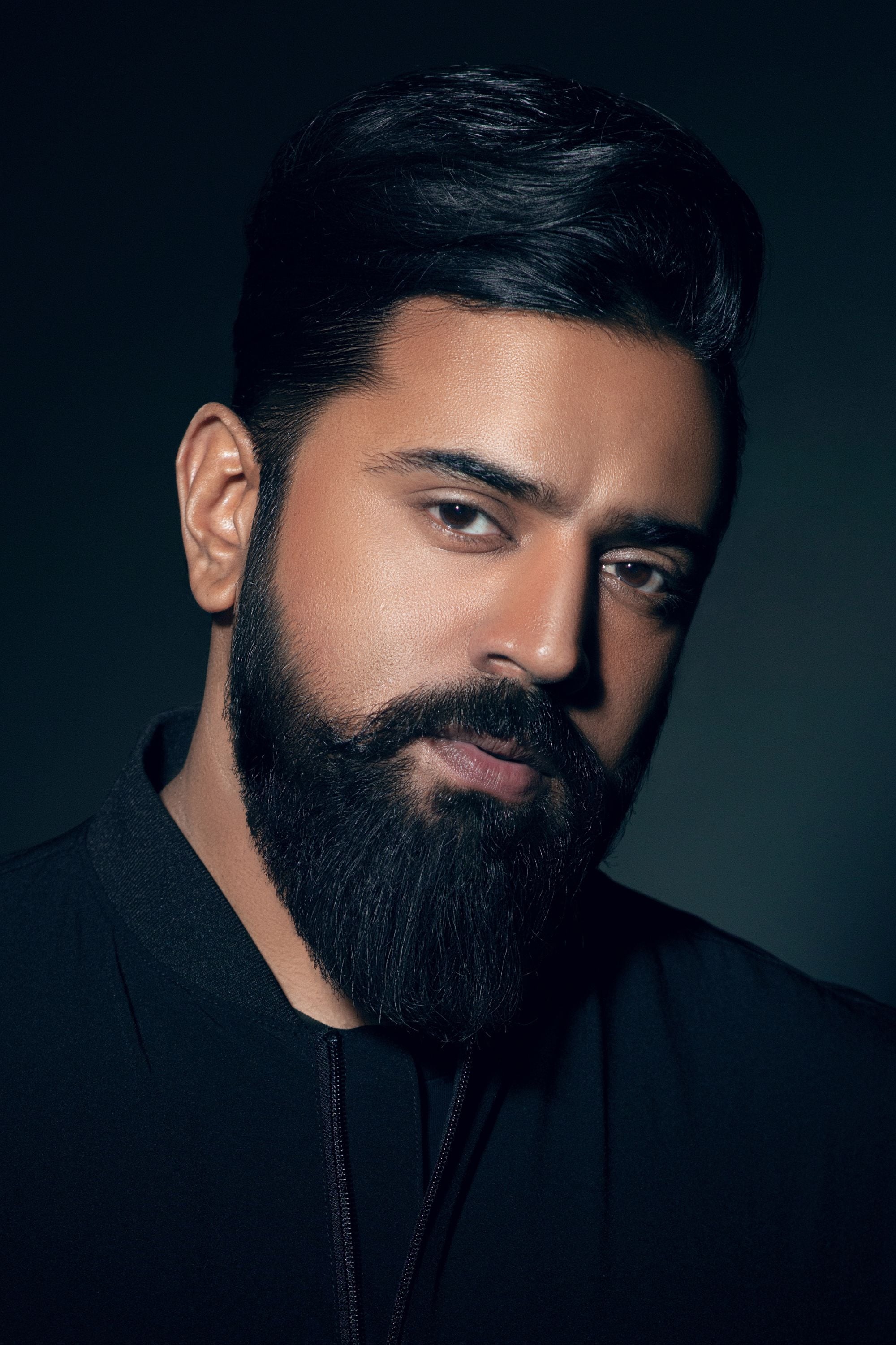 Фото  (Nivin Pauly)