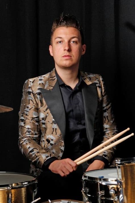 Фото  (Matthew Helders)