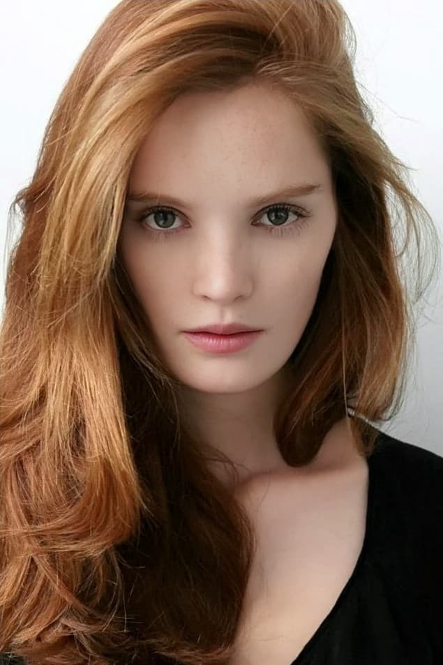 Фото  (Alexina Graham)