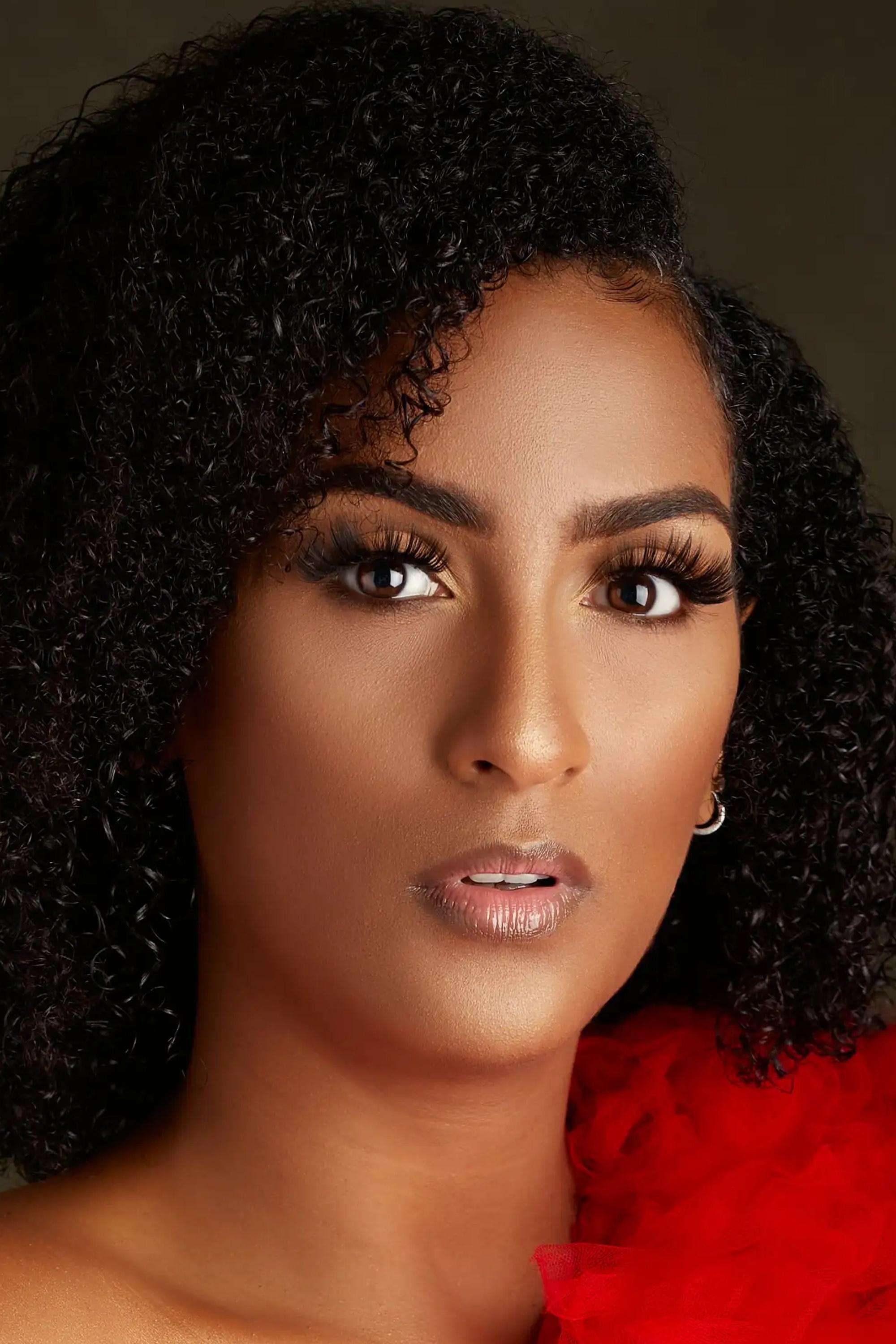 Фото  (Juliet Ibrahim)