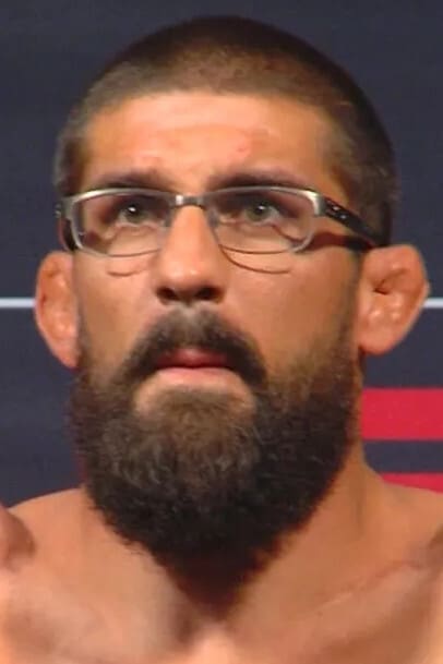 Фото  (Court McGee)