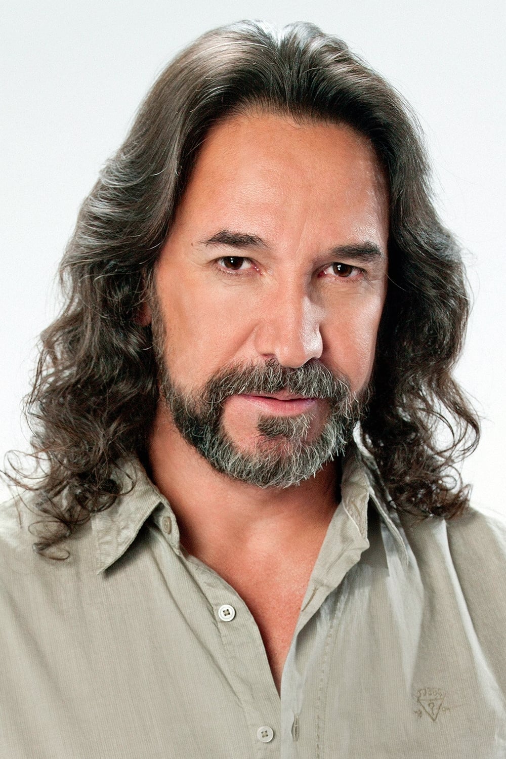 Фото  (Marco Antonio Solís)