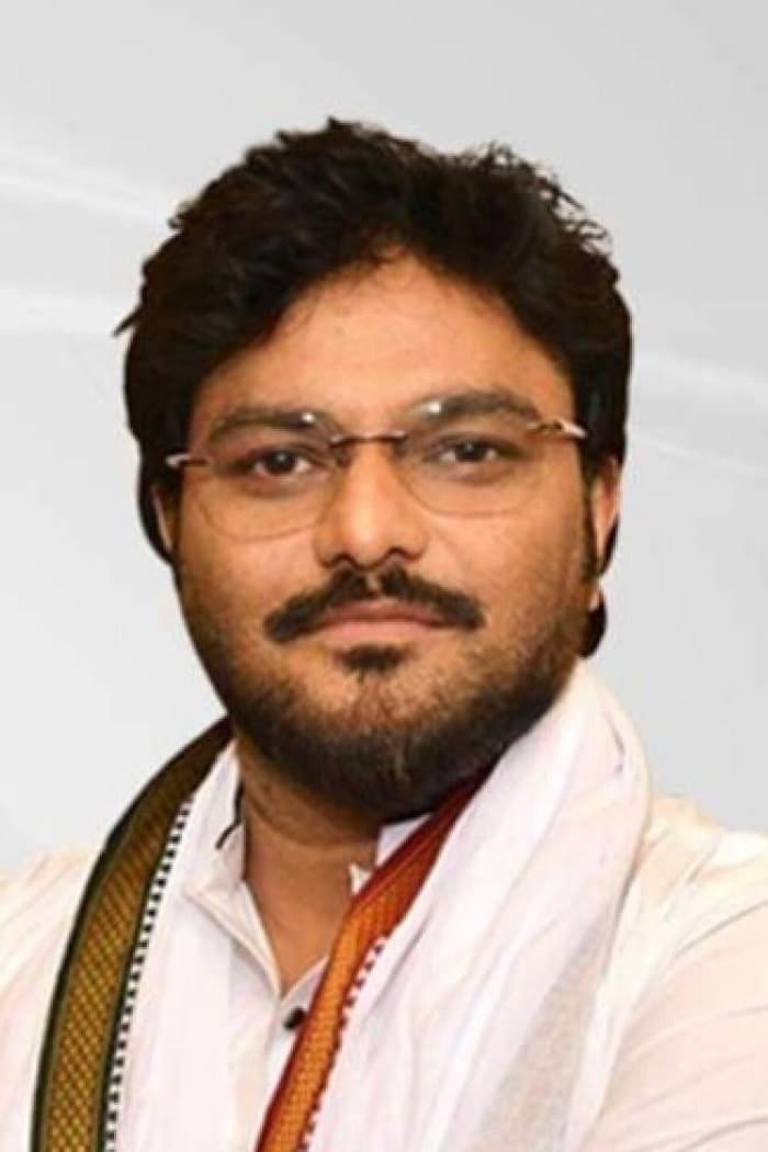 Фото  (Babul Supriyo)