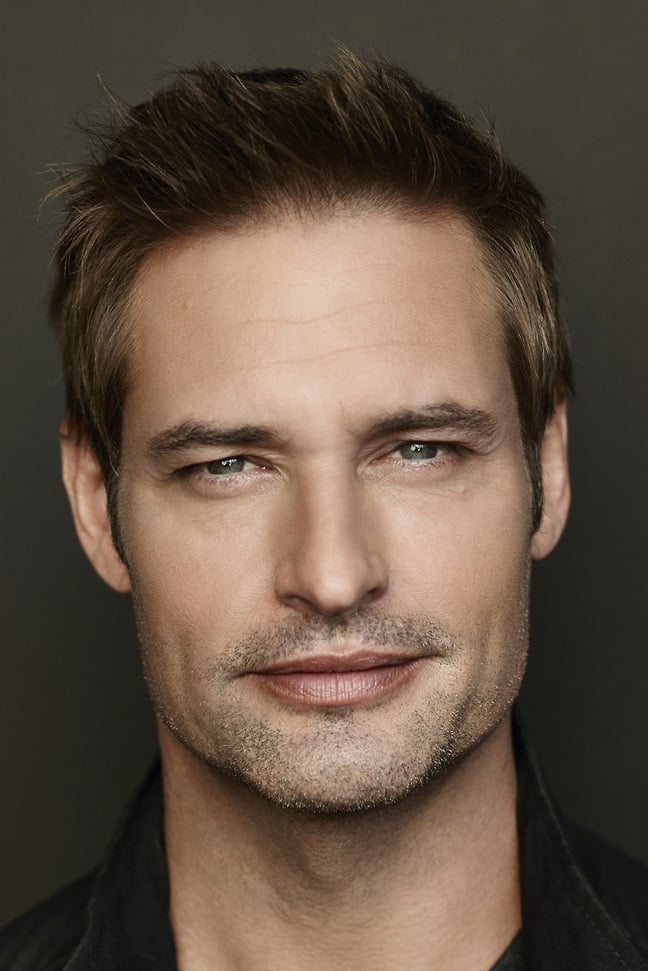 Фото  (Josh Holloway)