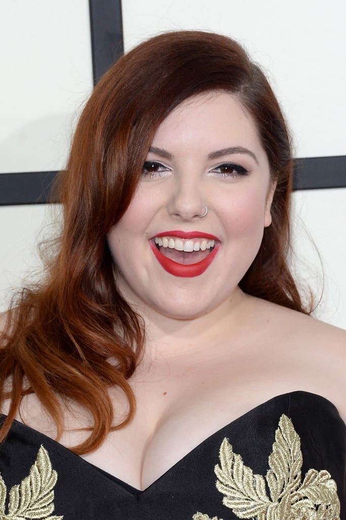 Фото  (Mary Lambert)