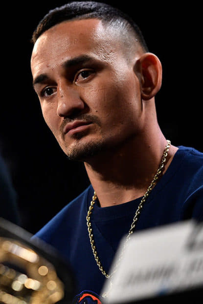 Фото  (Max Holloway)