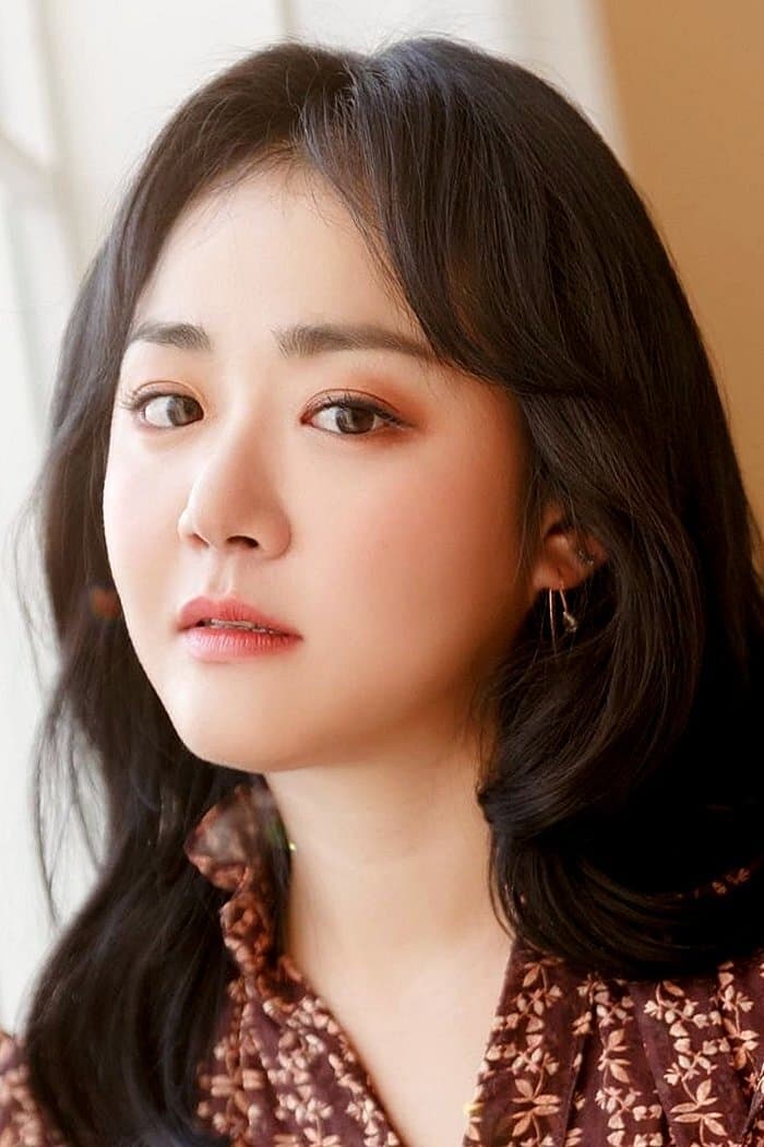 Фото Місяць Гин Ён (Moon Geun-young)