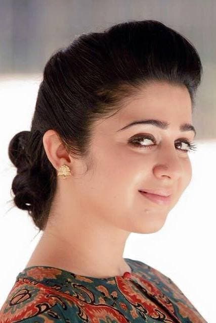 Фото  (Charmy Kaur)