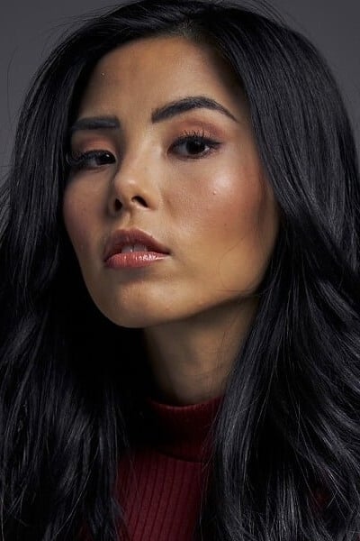 Фото Анна Акана (Anna Akana)