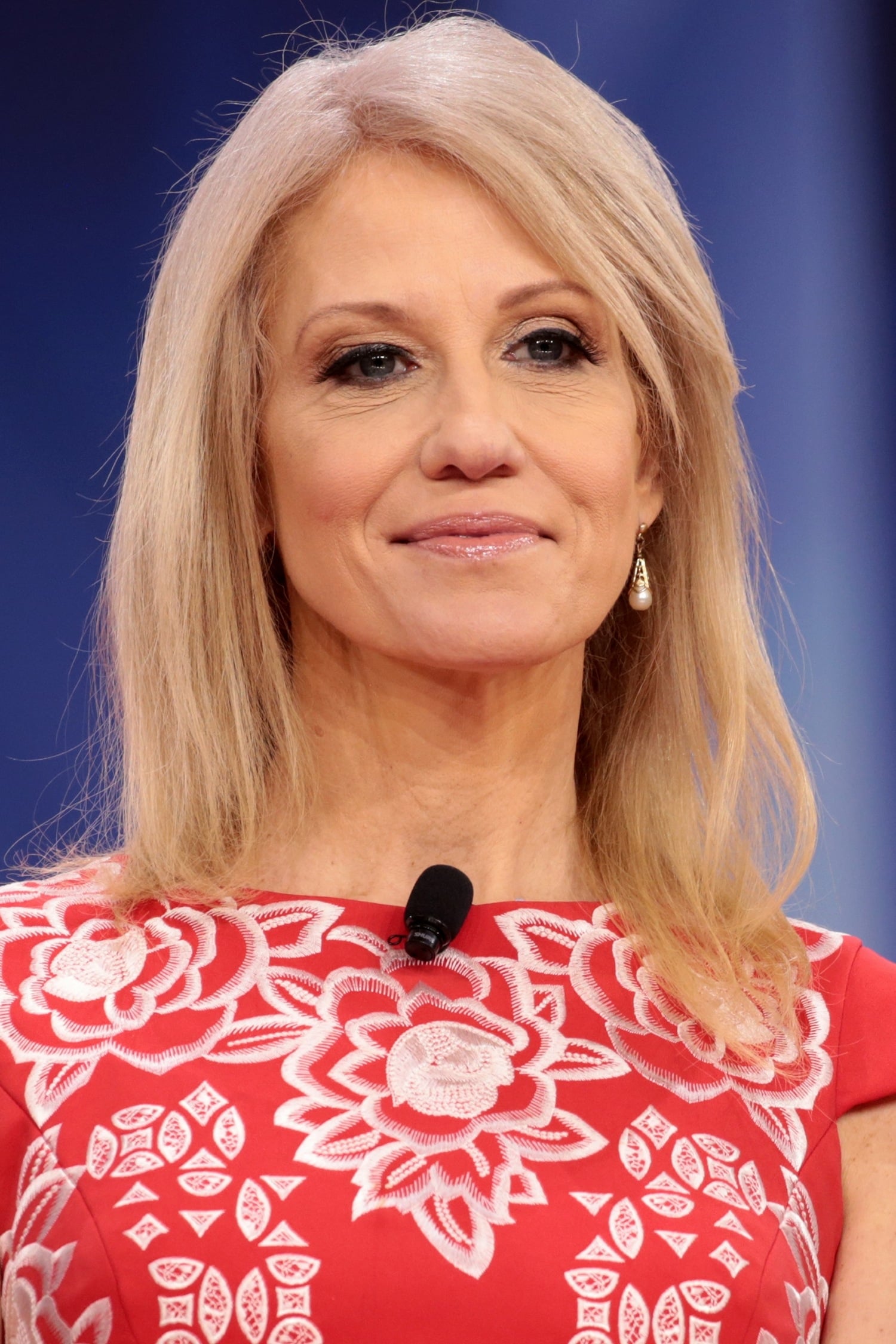 Фото  (Kellyanne Conway)