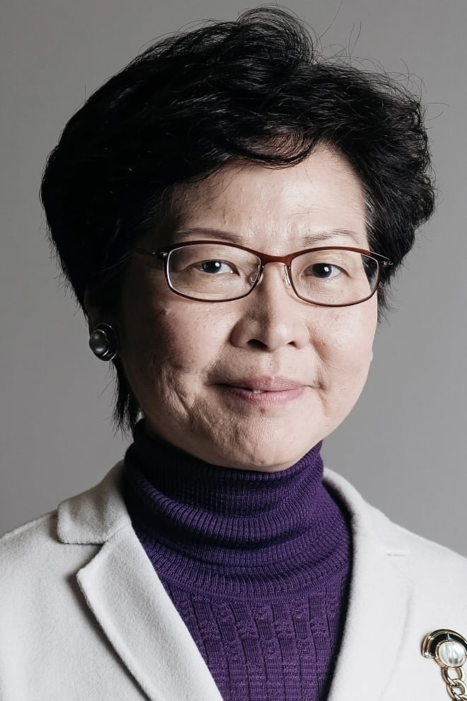 Фото  (Carrie Lam)