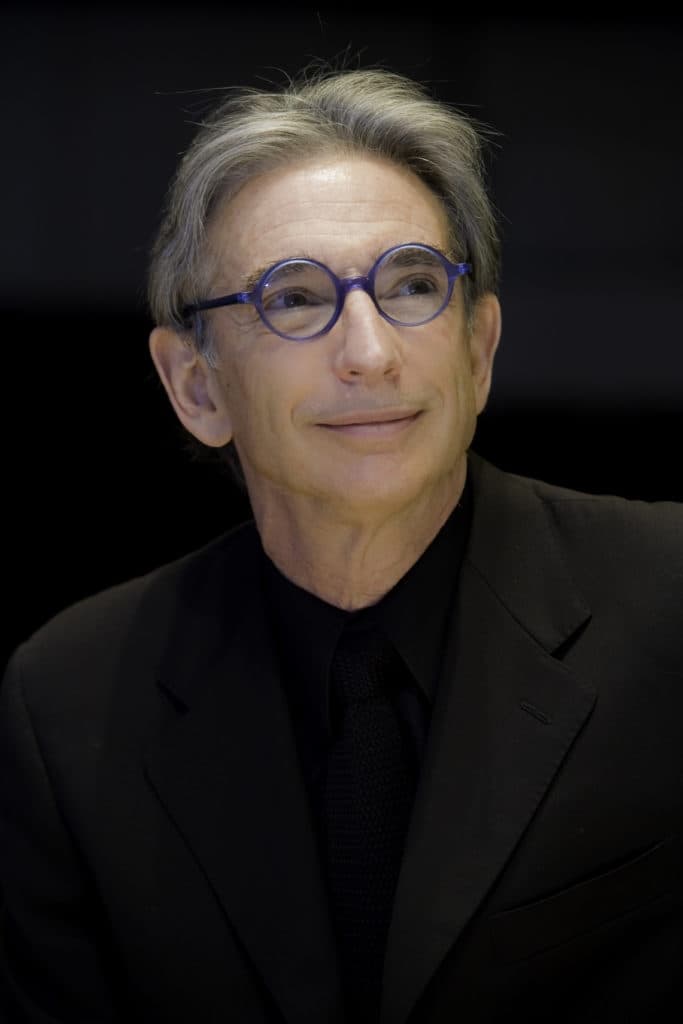 Фото  (Michael Tilson Thomas)