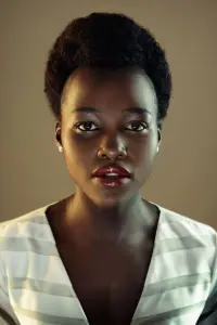 Фото Люпіта Ніонго (Lupita Nyong'o)