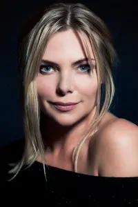 Фото Саманта Вомак (Samantha Womack)