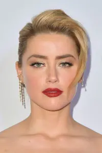 Фото Ембер Херд (Amber Heard)